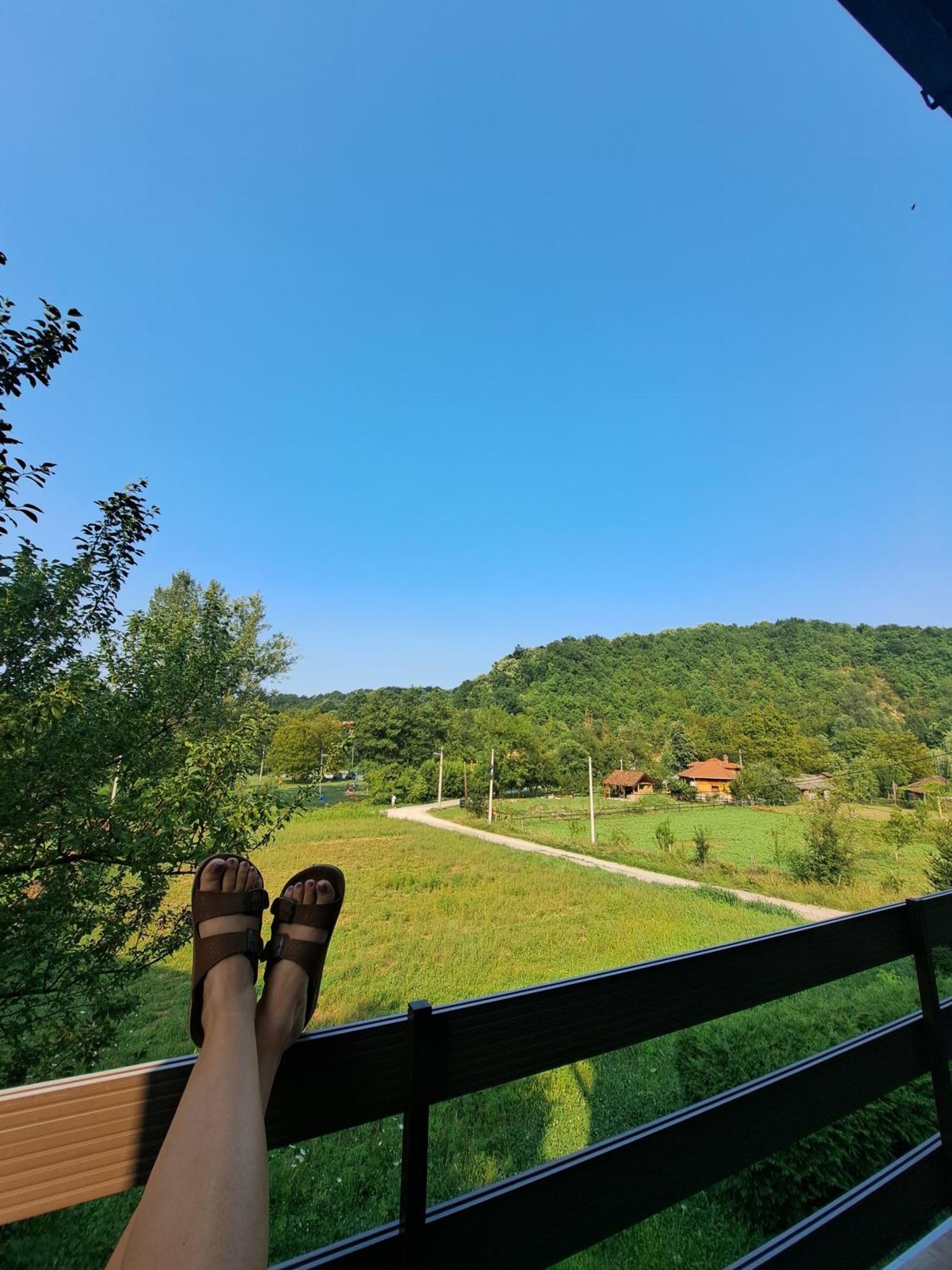 Apartman Cherry Gradac ヴァリェヴォ エクステリア 写真